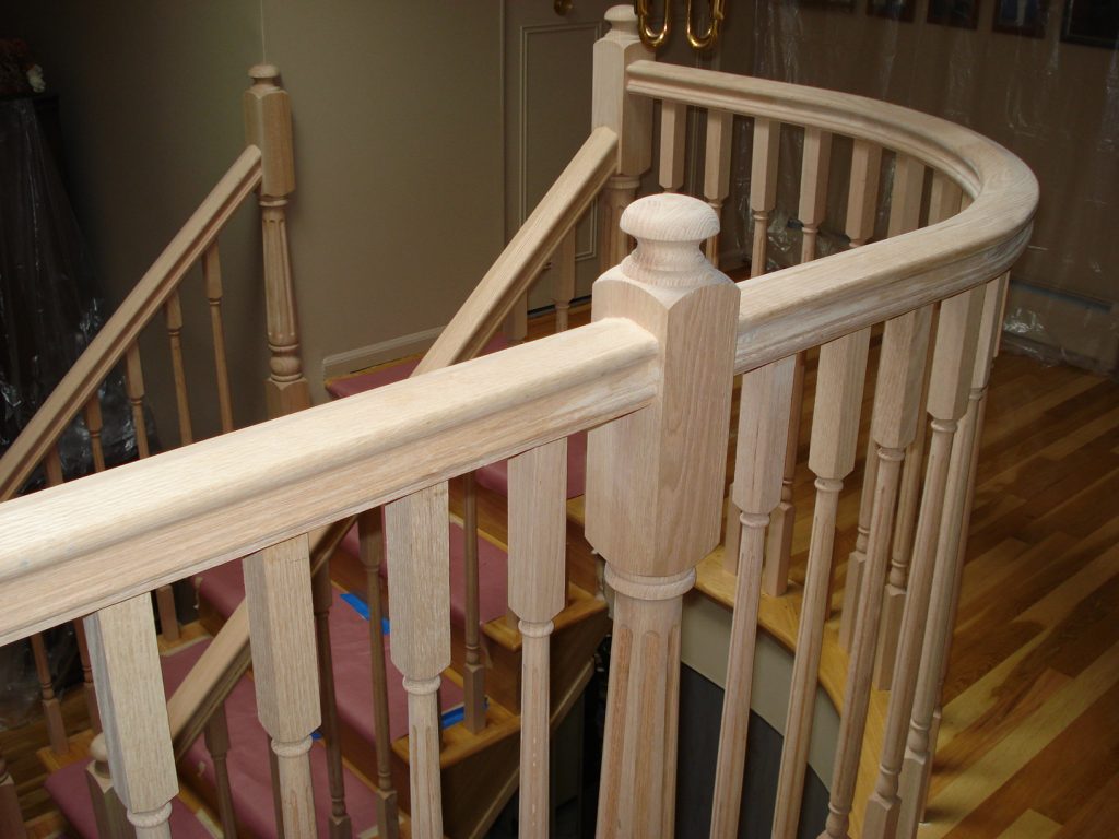 Noval Rails Glass/Wood 1 – Lang Stair & Rail, Inc.